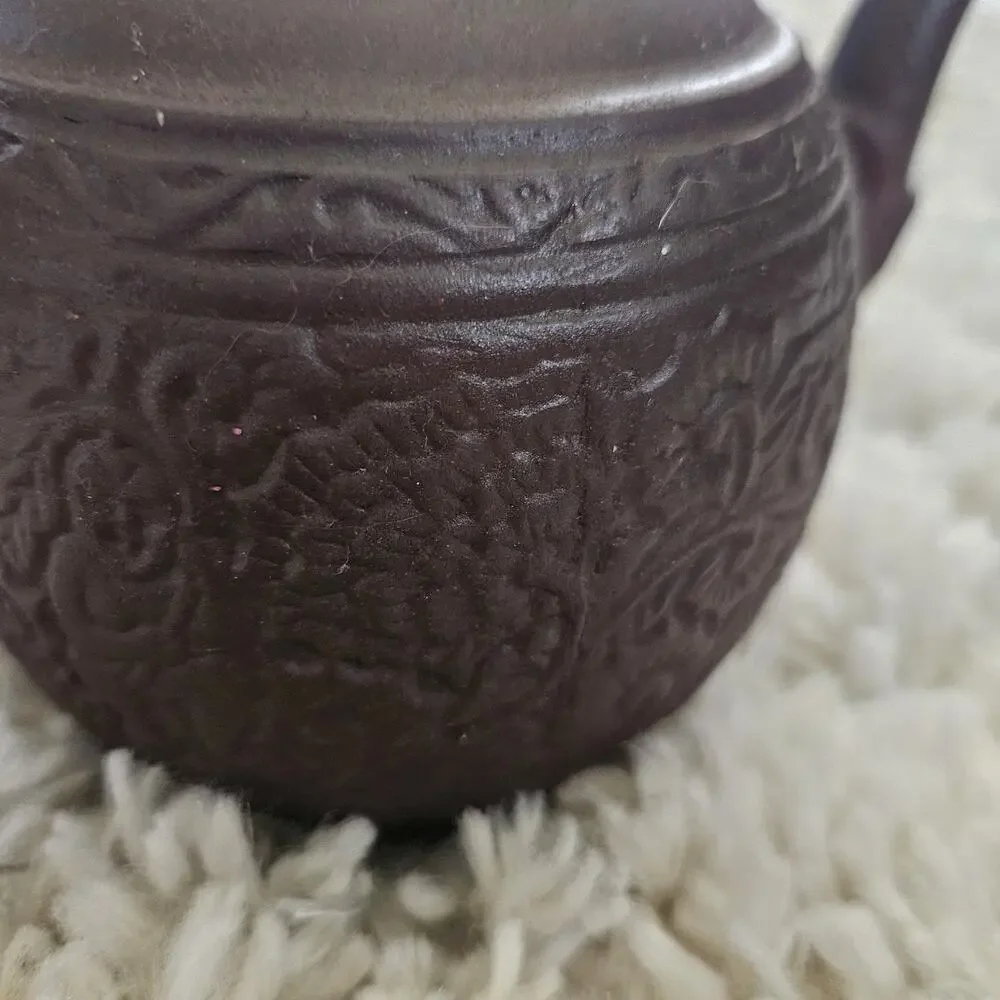 Vintage Rare Yixing Zisha Purple Clay Teapot Cat Lid Chinese Handcrafted